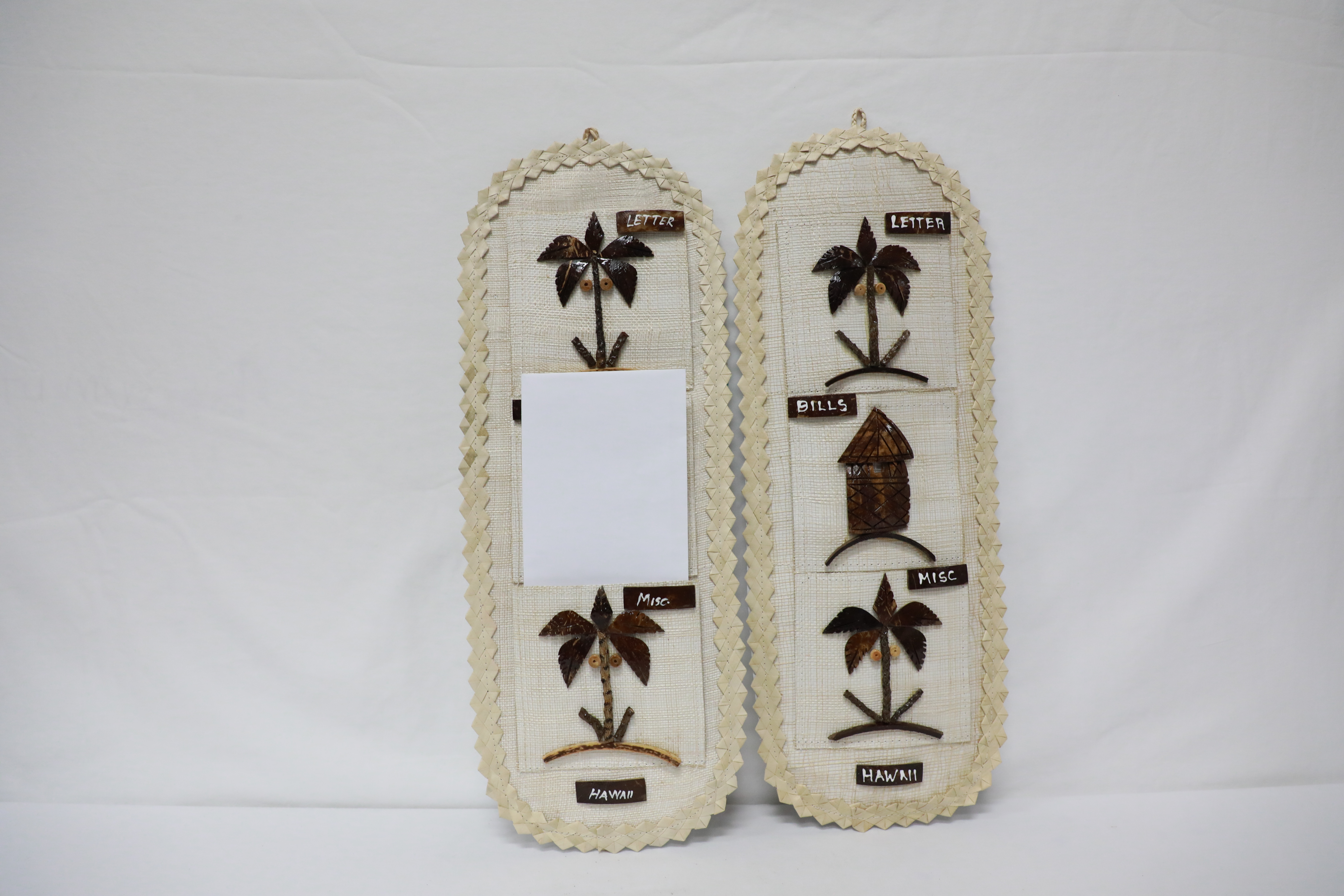 Lauhala Letter Holder ( 18x7)